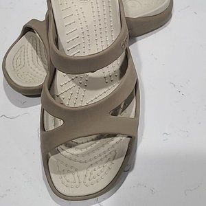 Crocs Meleen Women's Size 6 Beige Casual Slip On Slide Sandals - Pre-own…
